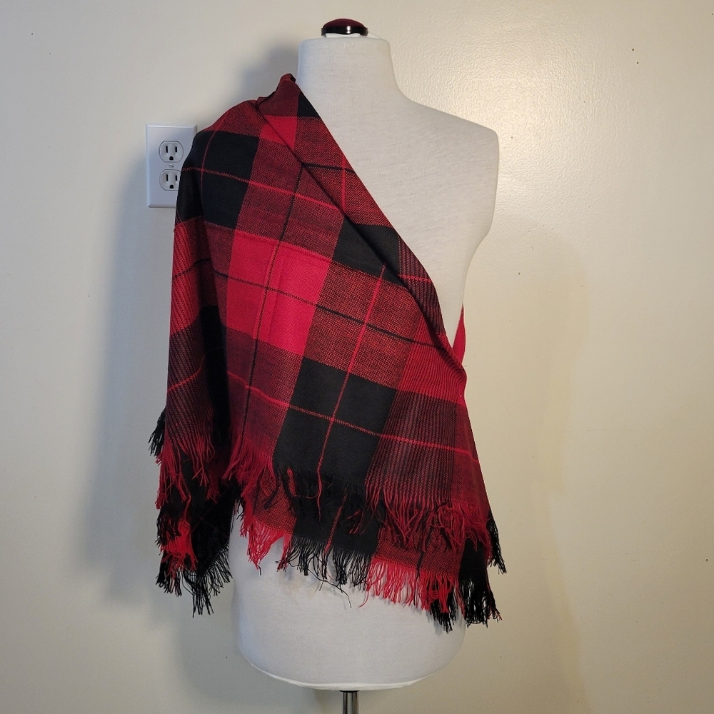 Women's Red and Black Plaid Square Scarf Shawl - Picture 3 of 4